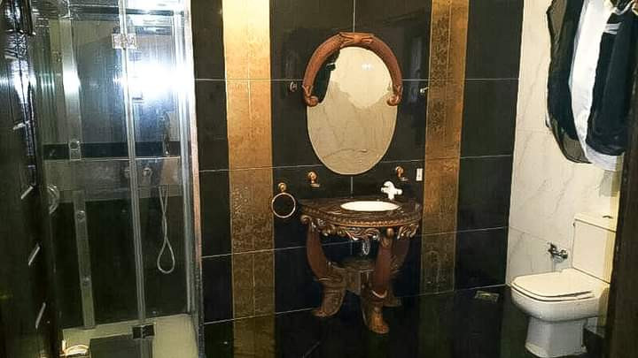 shk-llbyaa-f-aldky-big-0