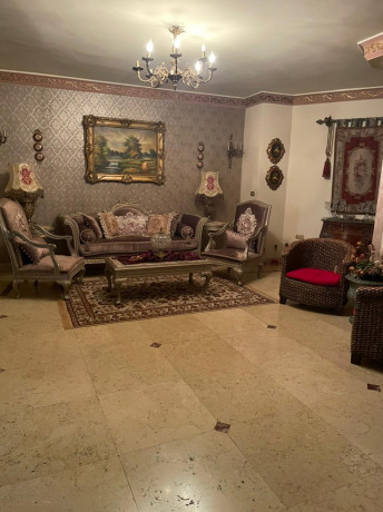 llbyaa-fyla-mstkl-f-alhy-alrabaa-altgmaa-alkhams-big-0