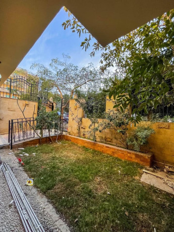 llbyaa-bhdayk-alahram-boab-hors-mntk-s-fyla-doblks-450-mtr-big-0