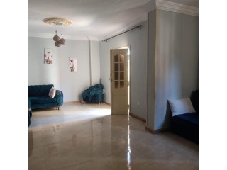 شقة بيع مدينة العبور الحى الثانى أمام النادى