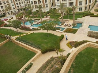 شقة للايجار في كمبوند ريجينسي بارك التجمع الخامس