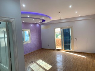 شقة للبيع في كمبوند النخيل التجمع الاول