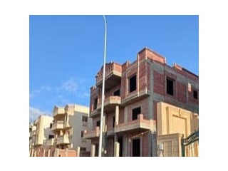 فيلا للبيع فى كمبوند النخيل التجمع الاول فرصة بسعر مغرى