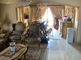 شقة للبيع في مصر الجديدة موقع حيوى سوبر لوكس لا للوسطاء