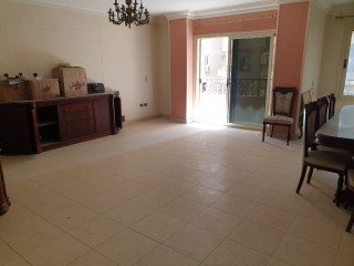 شقة للبيع في زهراء المعادي بالقرب من شارع الخمسين