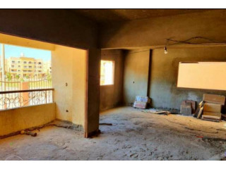 للبيع شقة فى العبور من المالك