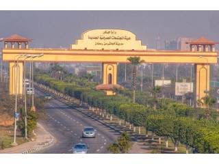 مصنع للبيع في مدينة العاشر من رمضان في منطقة حيوية