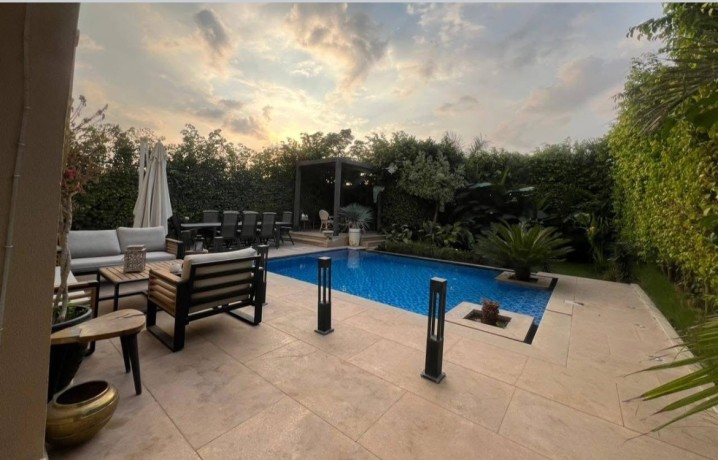 twin-house-in-mivida-big-1