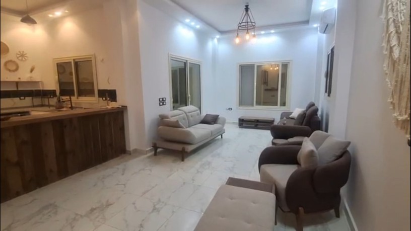 shalyh-llbyaa-fy-alryf-alaoroby-tshtyb-sobr-loks-big-0