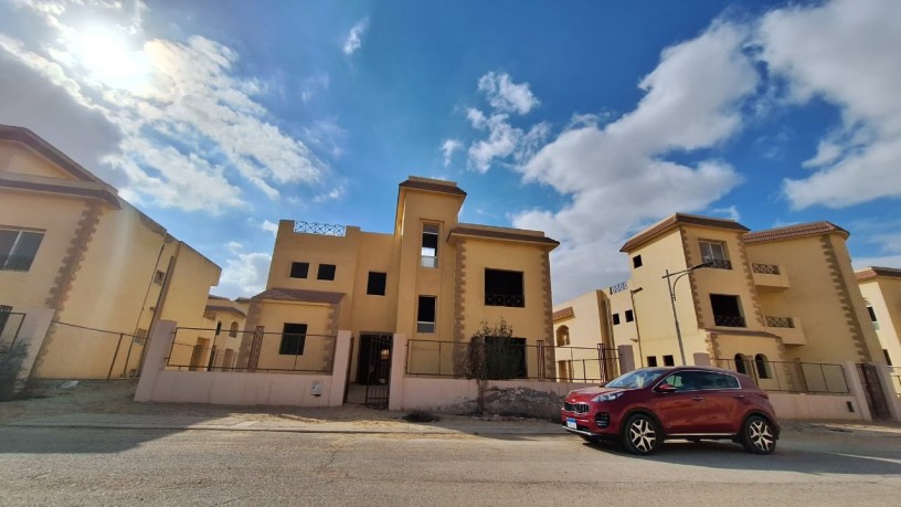 fyla-llbyaa-bgolf-alslymany-nmothg-alkrystal-big-2