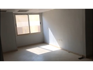مبنى ادارى للايجار بالمعادى بموقع حيوي