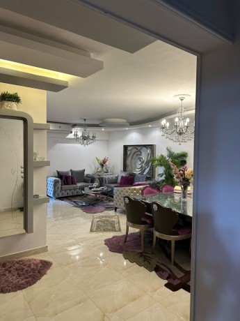 shk-roaa-llbyaa-kmbond-amyrald-zhraaa-almaaady-tshtybat-khas-mokaa-mmyz-ohs-grag-big-1