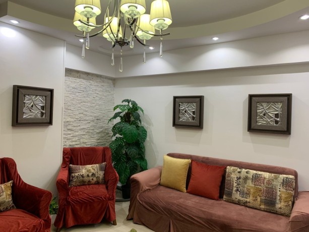 shk-roaa-llbyaa-kmbond-amyrald-zhraaa-almaaady-tshtybat-khas-mokaa-mmyz-ohs-grag-big-2