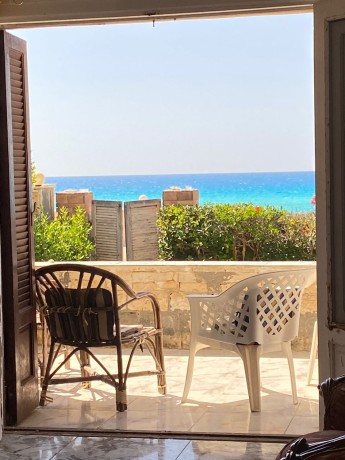 fyla-llbyaa-fy-kry-amon-alsahl-alshmaly-aal-albhr-mbashrta-bsaar-lkt-gda-lthrof-big-0