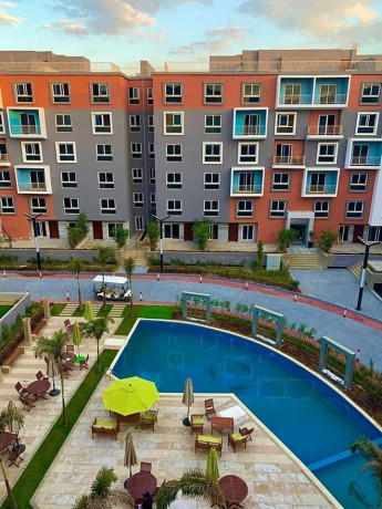 shkk-llbyaa-baltgmaa-alkhams-mn-almalk430-amtlk-mtshtb-fy-arky-kombond-fy-altgmaa-big-0