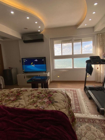 rof-llbyaa-fyo-bhr-amam-shaty-alsraya-talt-nmr-mn-albhr-almsah-270-mtr-big-2